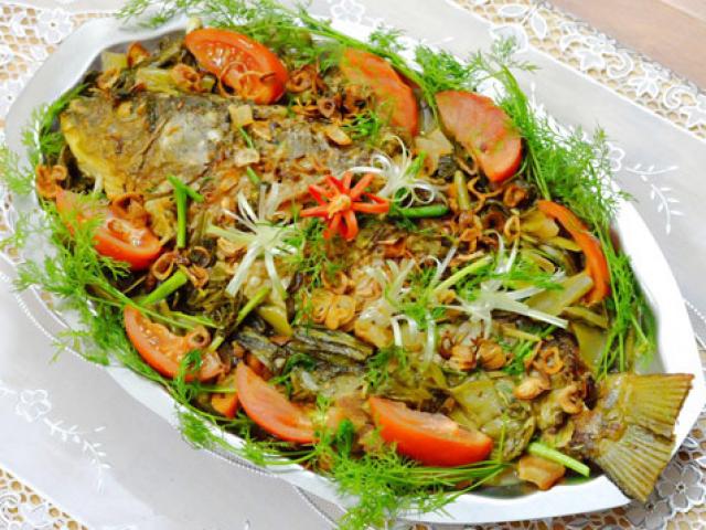 Ngon cơm với cá chép om dưa