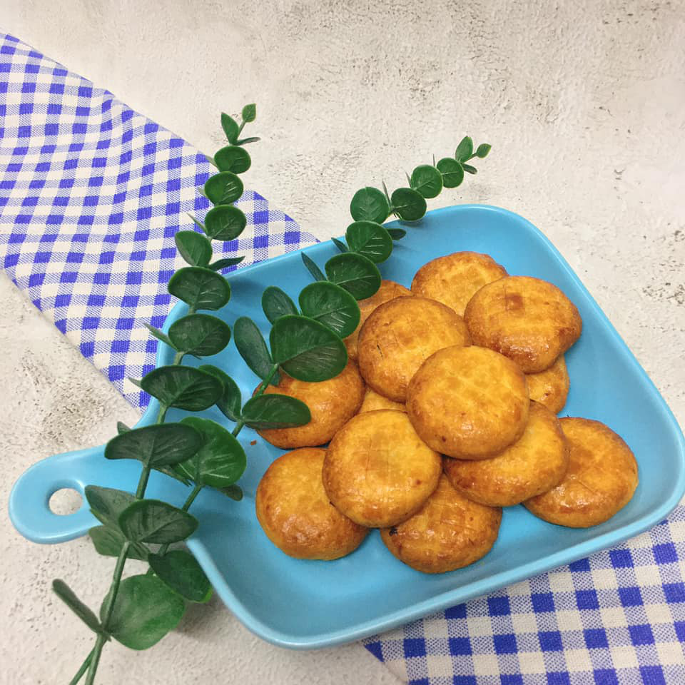 Mẹo nhỏ làm món bánh dứa thành công ngay từ lần đầu tiên - Ảnh 5. Mẹo nhỏ làm món bánh dứa thành công ngay từ lần đầu tiên - Ảnh 5.