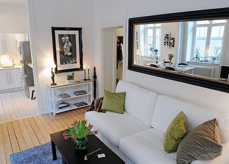 Sai lầm phong thủy khi đặt gương, tài lộc tiêu tán, vợ chồng xung đột  - Ảnh 2.