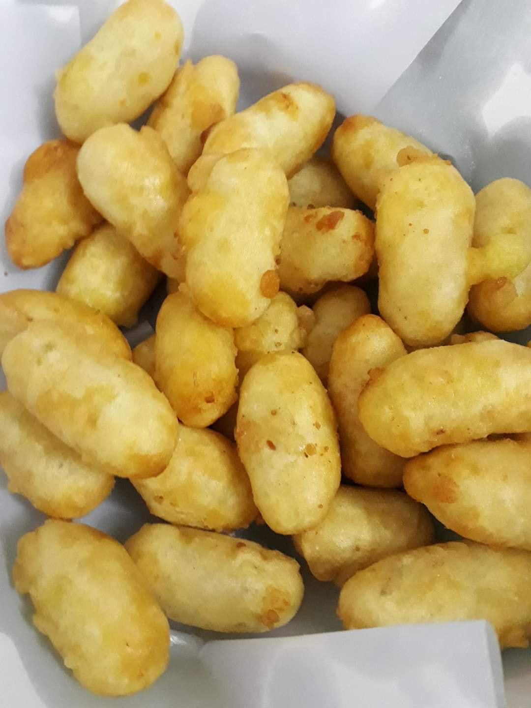 Mẹo nhỏ làm món khoai lang kén vỏ ngoài giòn rụm bên trong thơm mềm - Ảnh 3. Mẹo nhỏ làm món khoai lang kén vỏ ngoài giòn rụm bên trong thơm mềm - Ảnh 3.