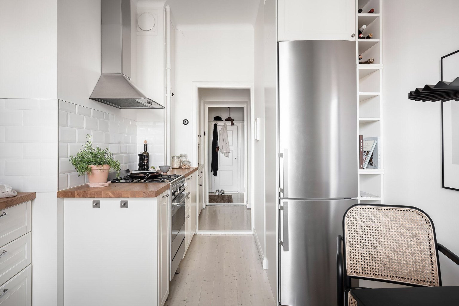 Căn hộ 50m² rộng thênh thang nhờ sử dụng những gam màu nhẹ nhàng như mây trôi - Ảnh 6. Căn hộ 50m² rộng thênh thang nhờ sử dụng những gam màu nhẹ nhàng như mây trôi - Ảnh 6.