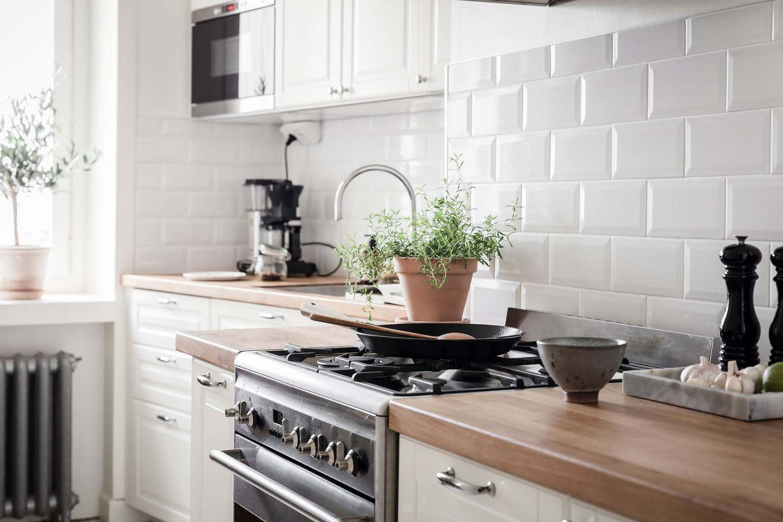 Căn hộ 50m² rộng thênh thang nhờ sử dụng những gam màu nhẹ nhàng như mây trôi - Ảnh 7. Căn hộ 50m² rộng thênh thang nhờ sử dụng những gam màu nhẹ nhàng như mây trôi - Ảnh 7.