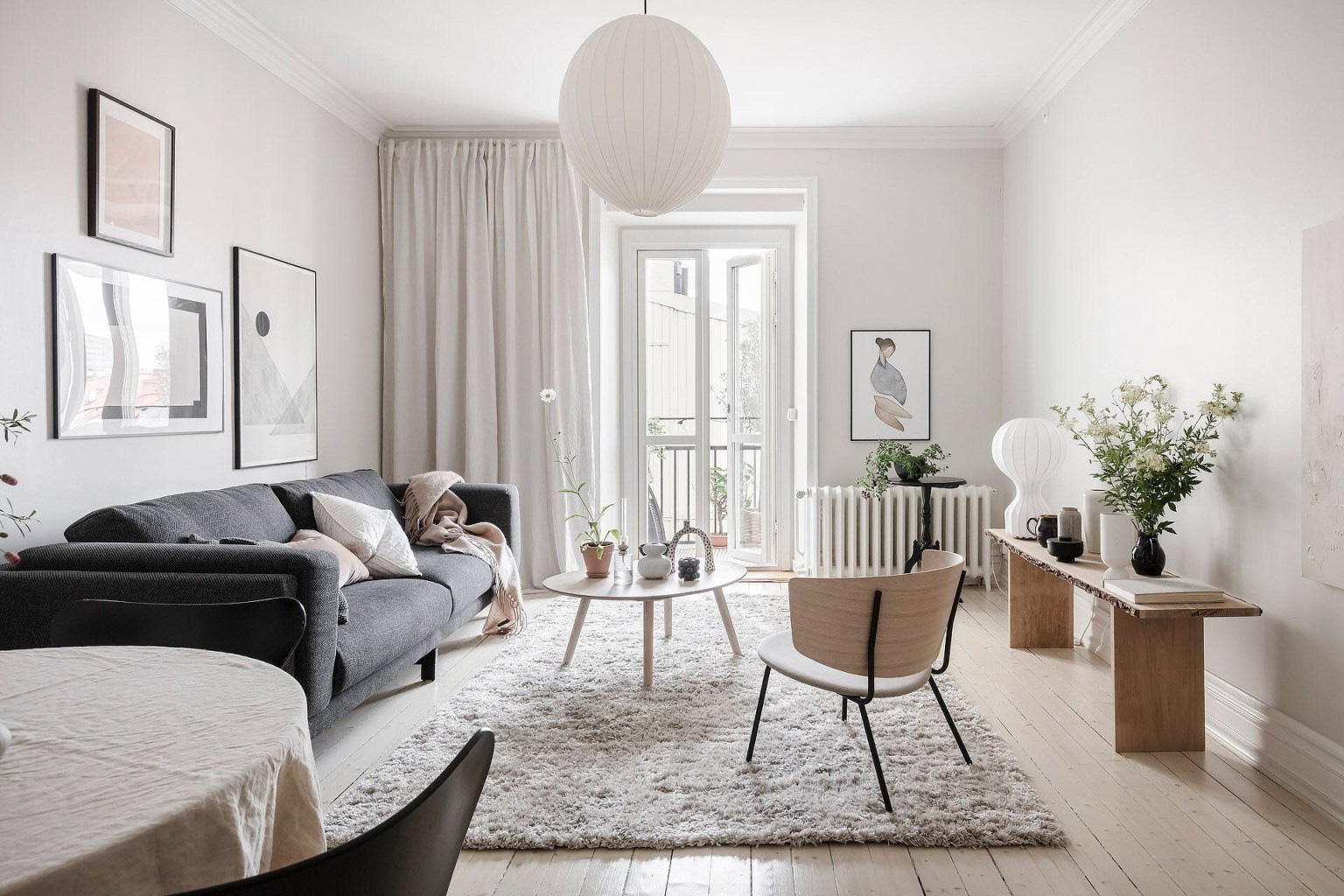 Căn hộ 50m² rộng thênh thang nhờ sử dụng những gam màu nhẹ nhàng như mây trôi - Ảnh 4. Căn hộ 50m² rộng thênh thang nhờ sử dụng những gam màu nhẹ nhàng như mây trôi - Ảnh 4.