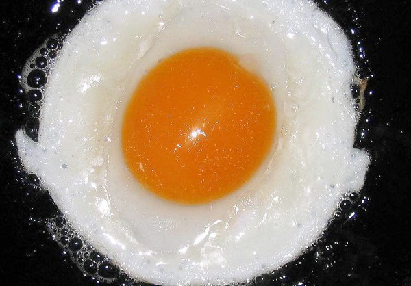 Muốn có món trứng ốp la hoàn hảo, cần ghi nhớ mẹo hay này - Ảnh 4.