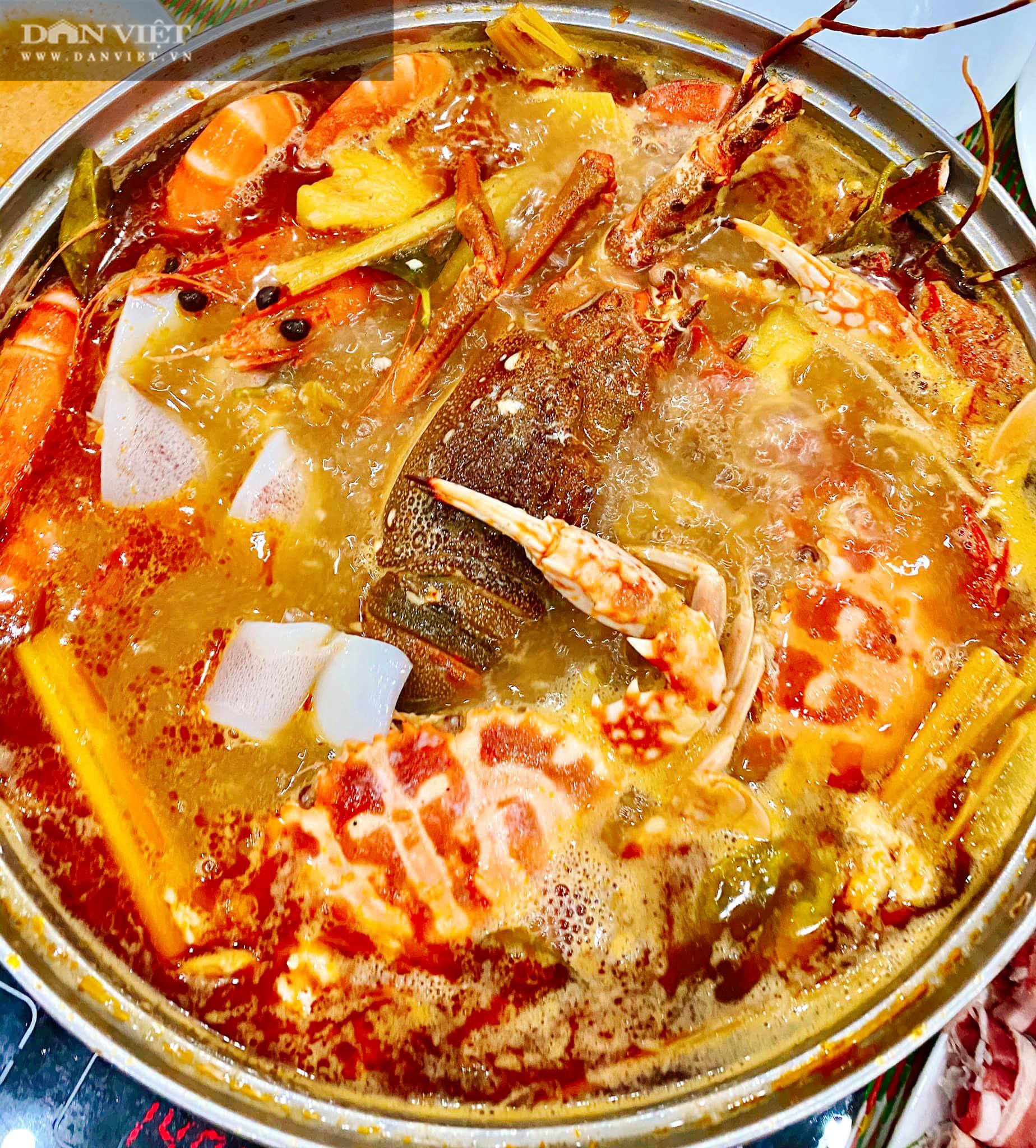 Tuyệt chiêu món lẩu Thái chua cay thơm ngon chuẩn vị cho ngày se lạnh - Ảnh 8. Tuyệt chiêu món lẩu Thái chua cay thơm ngon chuẩn vị cho ngày se lạnh - Ảnh 8.