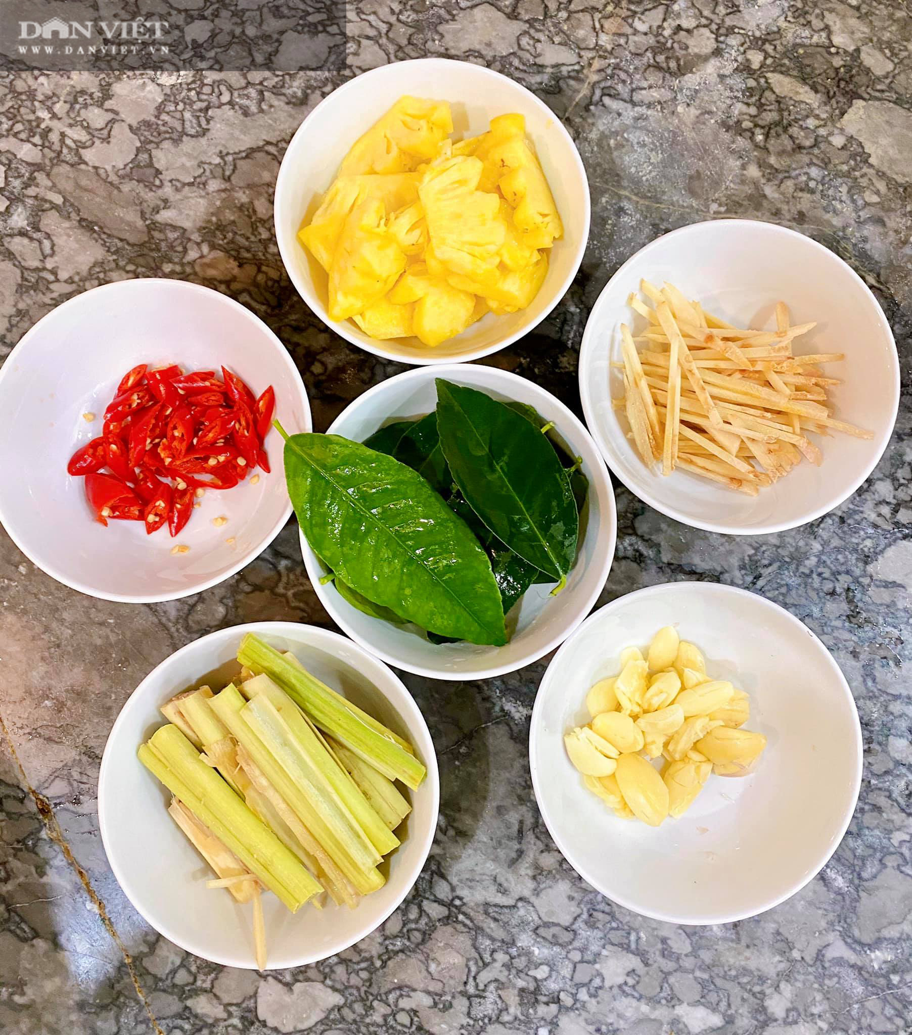 Tuyệt chiêu món lẩu Thái chua cay thơm ngon chuẩn vị cho ngày se lạnh - Ảnh 2. Tuyệt chiêu món lẩu Thái chua cay thơm ngon chuẩn vị cho ngày se lạnh - Ảnh 2.