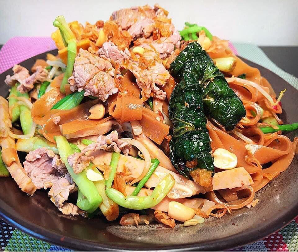 Cuối tuần đổi vị với món Bánh đa trộn thơm ngon - Ảnh 3. Cuối tuần đổi vị với món Bánh đa trộn thơm ngon - Ảnh 3.