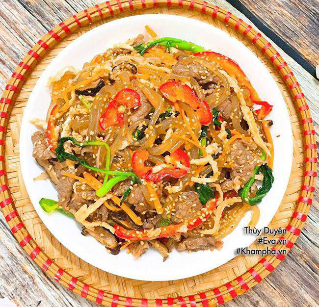 Đổi món với 5 món bún trộn ngắm không chán, ăn không ngán - Ảnh 3. Đổi món với 5 món bún trộn ngắm không chán, ăn không ngán - Ảnh 3.