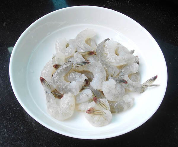 Mẹo nướng tôm ngon tuyệt đỉnh, lại không phải dính tay bóc vỏ - Ảnh 2. Mẹo nướng tôm ngon tuyệt đỉnh, lại không phải dính tay bóc vỏ - Ảnh 2.