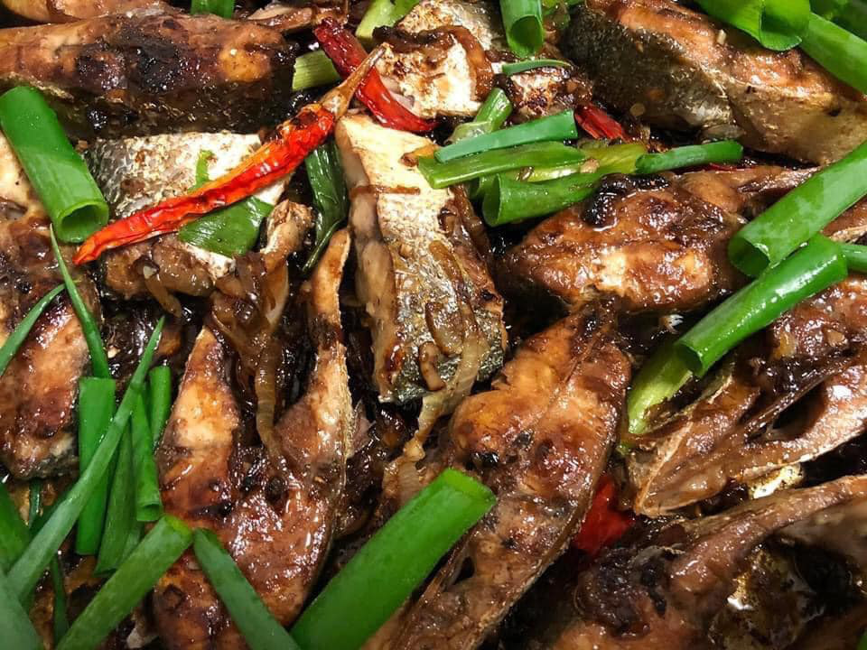 Thắng nước hàng từ củ này, cá, thịt kho lên màu đẹp lung linh lại ngọt, thơm vô đối mà không cần tới đường hay mì chính - Ảnh 6.