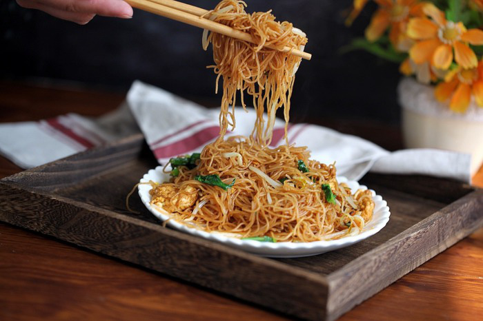 Mì xào trứng "10 phút" cho bữa sáng ngon lành, bổ dưỡng - Ảnh 5.