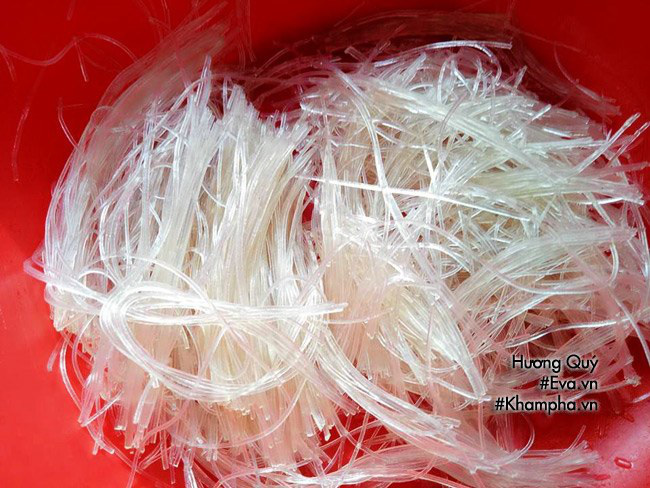 Miến xào kiểu này vừa dai, vừa mềm, lại không dính nhau - Ảnh 4. Miến xào kiểu này vừa dai, vừa mềm, lại không dính nhau - Ảnh 4.