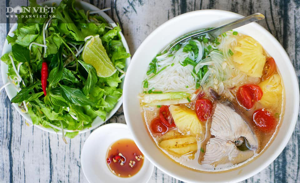 Mẹo nhỏ nấu bún cá ngừ để thịt trắng và không tanh - Ảnh 3.
