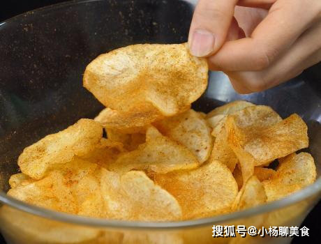 khoai tây chiên giòn rụm mà không cần nguyên liệu - Ảnh 1. khoai tây chiên giòn rụm mà không cần nguyên liệu - Ảnh 1.