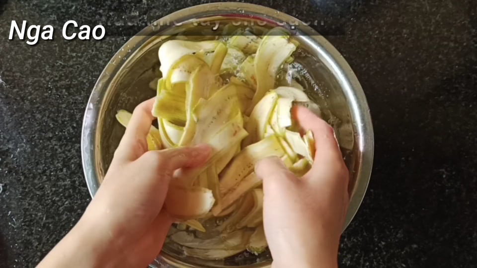 Mách bạn cách làm mứt chuối gừng đón Tết - Ảnh 2. Mách bạn cách làm mứt chuối gừng đón Tết - Ảnh 2.