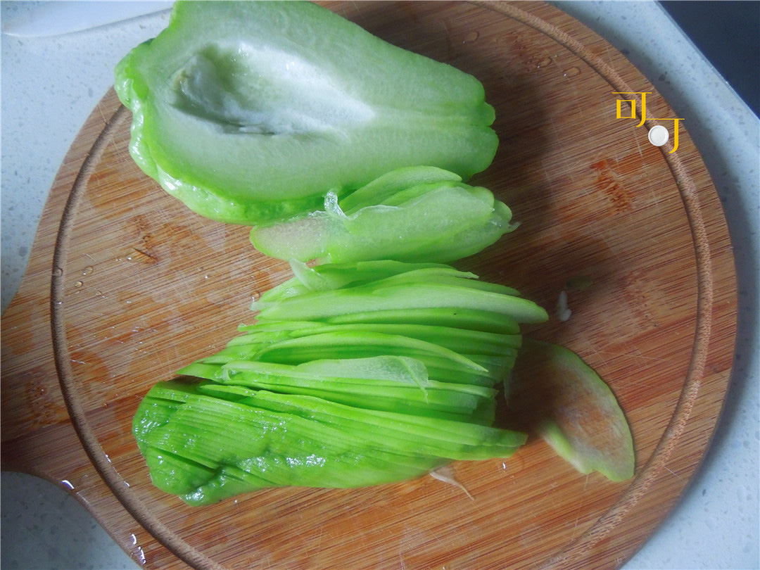 Sảng khoái vị giác với món su su trộn, dễ ăn, chống ngán - Ảnh 6. Sảng khoái vị giác với món su su trộn, dễ ăn, chống ngán - Ảnh 6.