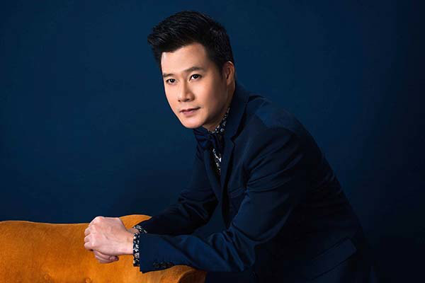 Chiêm ngưỡng biệt thự hoành tráng của ba nam ca sĩ hàng đầu showbiz Việt - Ảnh 11. Chiêm ngưỡng biệt thự hoành tráng của ba nam ca sĩ hàng đầu showbiz Việt - Ảnh 11.