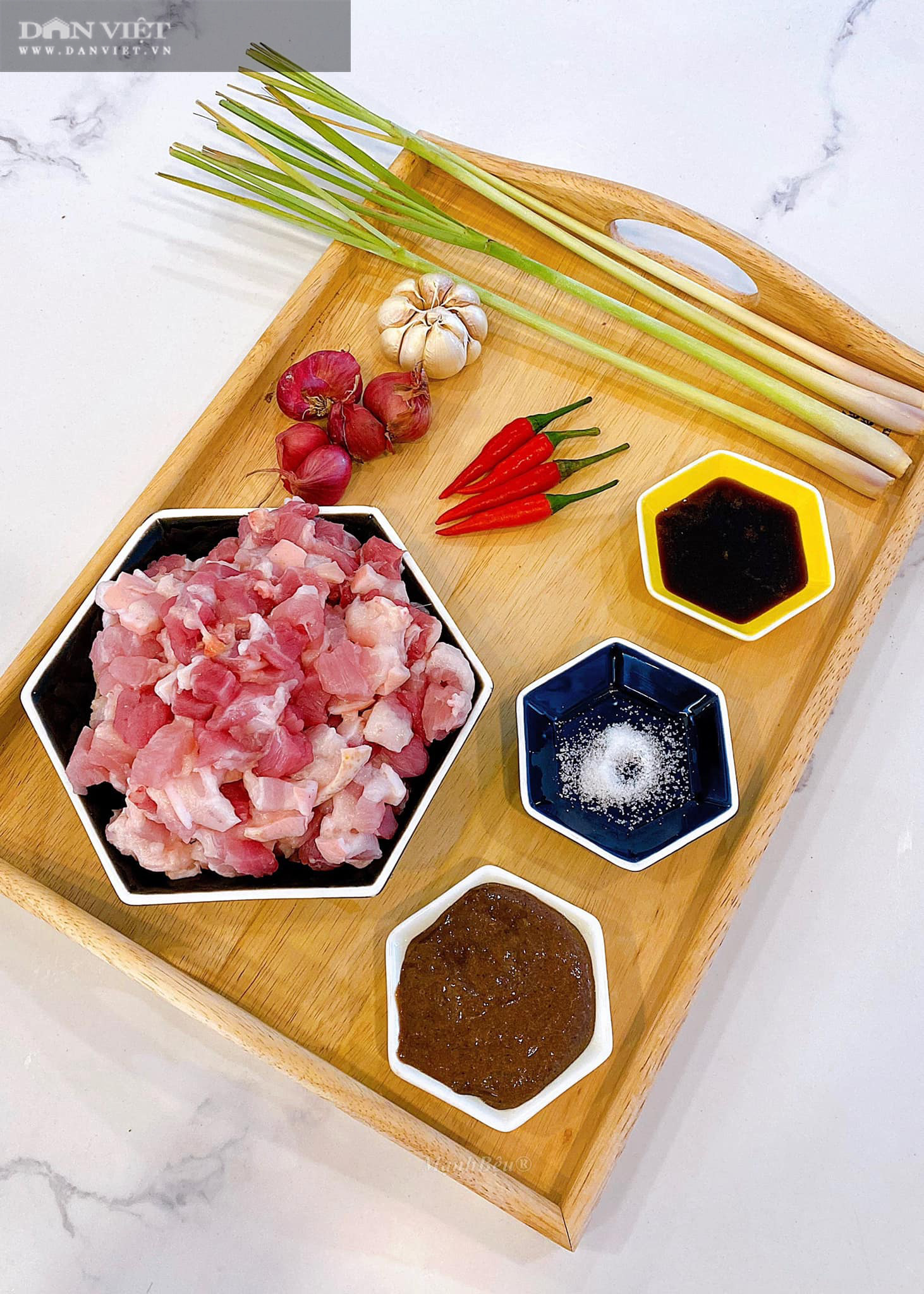 Cách làm món thịt ba rọi ruốc sả hấp dẫn đưa cơm - Ảnh 2. Cách làm món thịt ba rọi ruốc sả hấp dẫn đưa cơm - Ảnh 2.