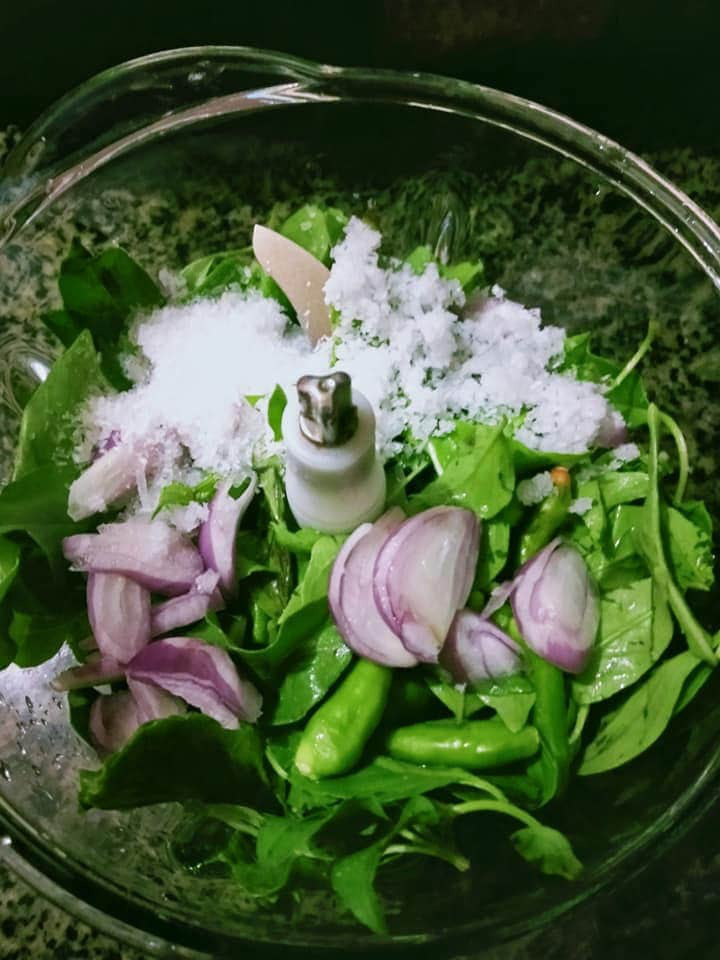 Gợi ý hai món ngon từ lá é - Ảnh 2.