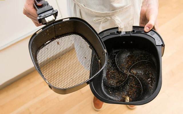 5 sai lầm cần tránh khi sử dụng nồi chiên không dầu để món ăn ngon hơn - Ảnh 8. 5 sai lầm cần tránh khi sử dụng nồi chiên không dầu để món ăn ngon hơn - Ảnh 8.