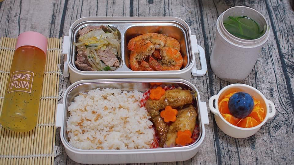 Vợ đảm nấu loạt cơm hộp cho chồng mang đi làm:, chị em đồng loạt thừa nhận 'ông chồng số hưởng' là có thật - Ảnh 6.