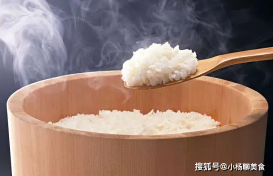 Đầu bếp chuyên nghiệp bật mí 2 chiêu giúp nấu cơm dẻo, ngọt không nên bỏ qua - Ảnh 5. Đầu bếp chuyên nghiệp bật mí 2 chiêu giúp nấu cơm dẻo, ngọt không nên bỏ qua - Ảnh 5.
