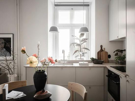 Căn hộ 28m2 được cải tạo tuyệt đẹp, ngăn nắp và tươi tắn - Ảnh 12. Căn hộ 28m2 được cải tạo tuyệt đẹp, ngăn nắp và tươi tắn - Ảnh 12.