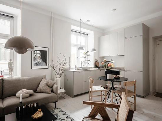 Căn hộ 28m2 được cải tạo tuyệt đẹp, ngăn nắp và tươi tắn - Ảnh 7. Căn hộ 28m2 được cải tạo tuyệt đẹp, ngăn nắp và tươi tắn - Ảnh 7.