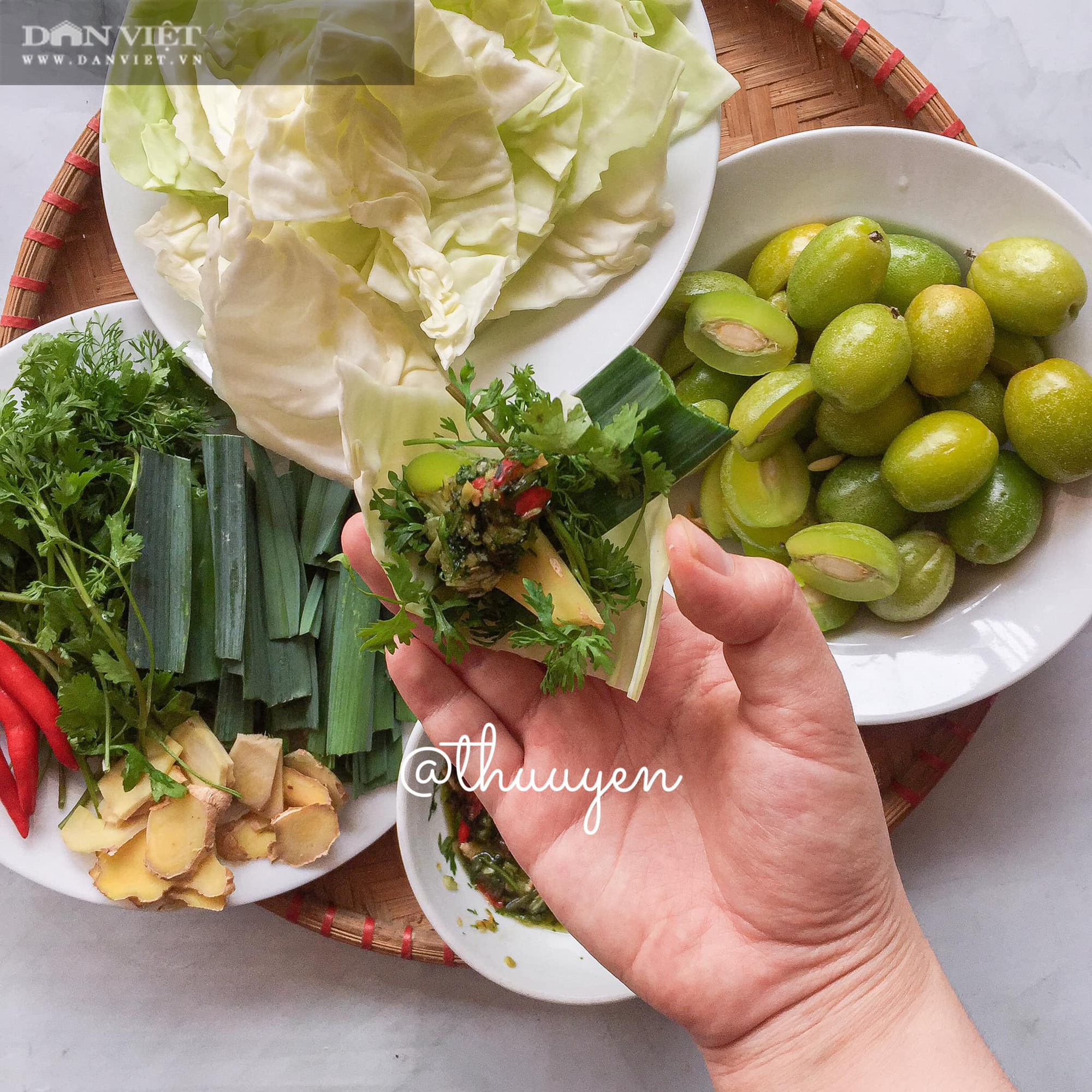 Lạ miệng với món nhót xanh chấm chẳm chéo - Ảnh 4.