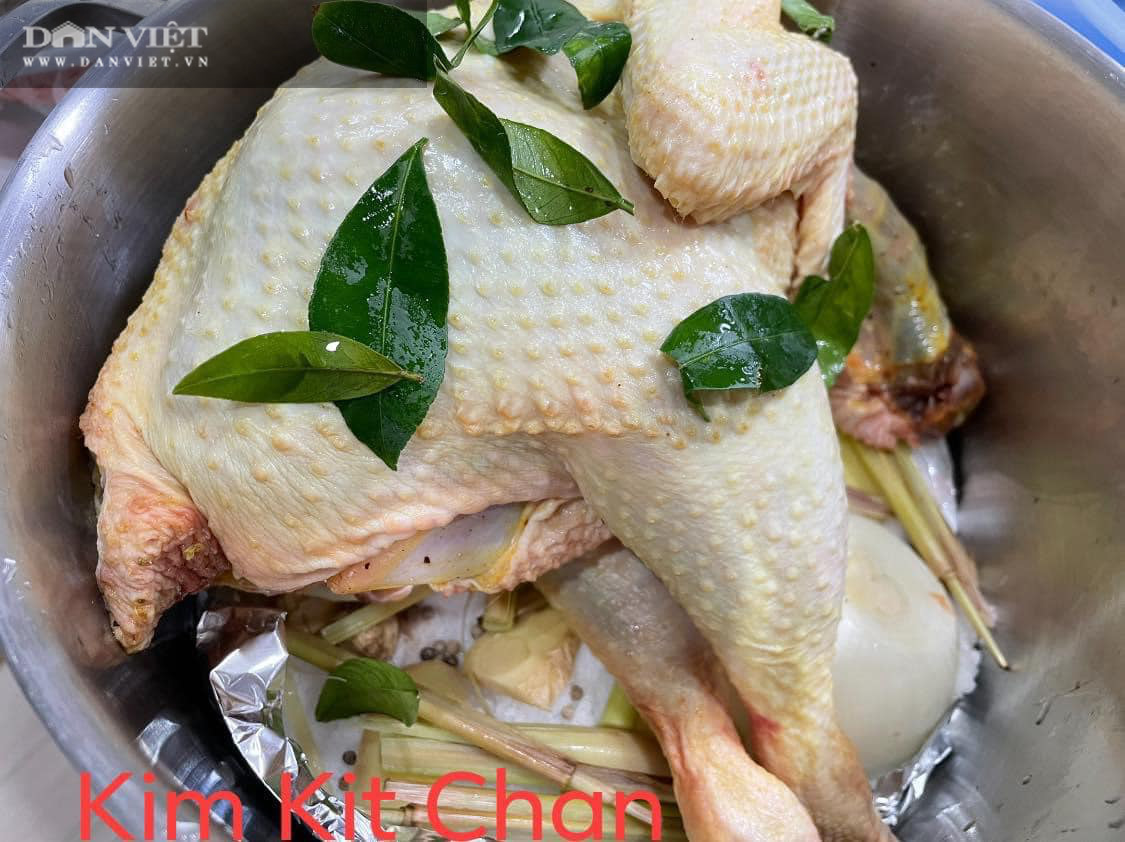 Gợi ý món gà hấp muối tiêu ngon đúng điệu - Ảnh 2. Gợi ý món gà hấp muối tiêu ngon đúng điệu - Ảnh 2.