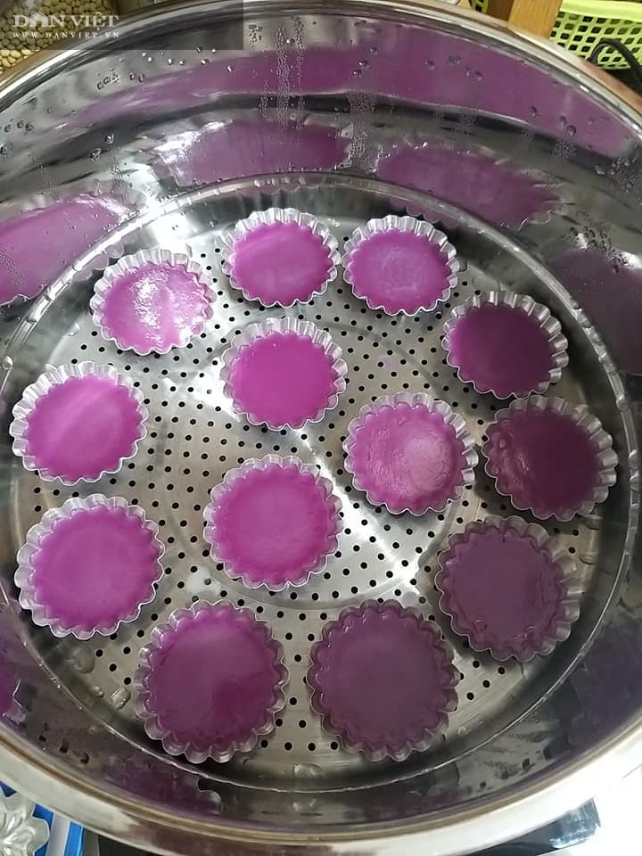 Khéo tay làm bánh da lợn lá cẩm cốt dừa đẹp lạ mắt, thơm ngon - Ảnh 4. Khéo tay làm bánh da lợn lá cẩm cốt dừa đẹp lạ mắt, thơm ngon - Ảnh 4.