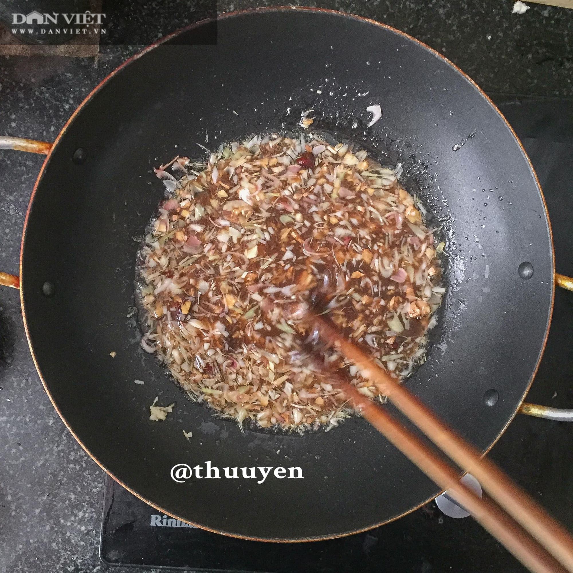 Bí quyết làm món ốc móng tay xào me ngon đúng điệu - Ảnh 6. Bí quyết làm món ốc móng tay xào me ngon đúng điệu - Ảnh 6.