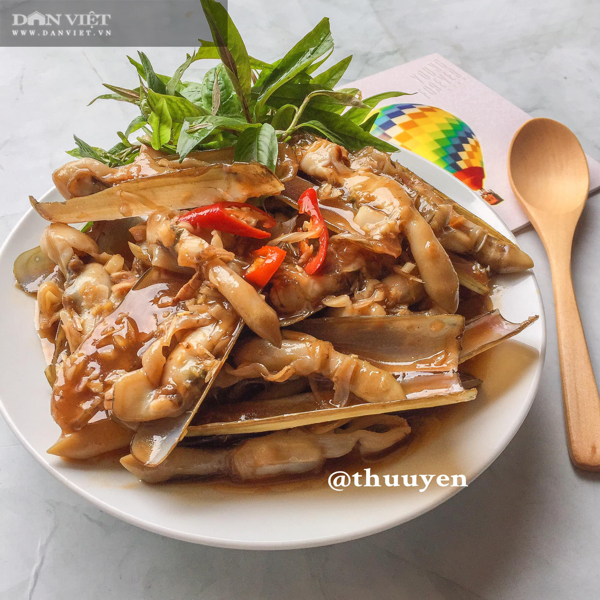 Bí quyết làm món ốc móng tay xào me ngon đúng điệu - Ảnh 8. Bí quyết làm món ốc móng tay xào me ngon đúng điệu - Ảnh 8.