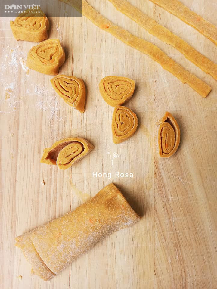 Cách làm mì rau củ siêu dễ bằng tay - Ảnh 4. Cách làm mì rau củ siêu dễ bằng tay - Ảnh 4.