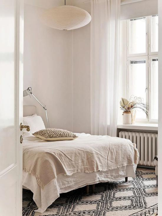 Cải tạo căn hộ cũ 80 mét vuông, sử dụng màu sắc tối giản một cách thông minh, diện tích lớn hơn gấp đôi! - Ảnh 9.