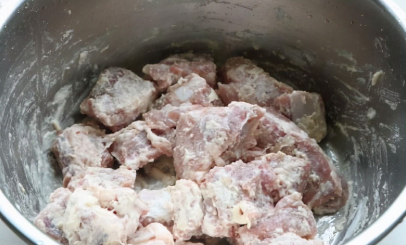 Gió lạnh về thích hợp để ăn canh sườn, muốn hầm sườn thơm, không tanh hãy nhớ 2 bước này - Ảnh 4. Gió lạnh về thích hợp để ăn canh sườn, muốn hầm sườn thơm, không tanh hãy nhớ 2 bước này - Ảnh 4.