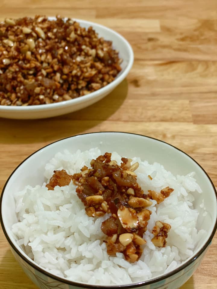 Mách bạn cách làm muối ruốc sả chuẩn vị miền Trung cho ngày mưa lạnh - Ảnh 13.