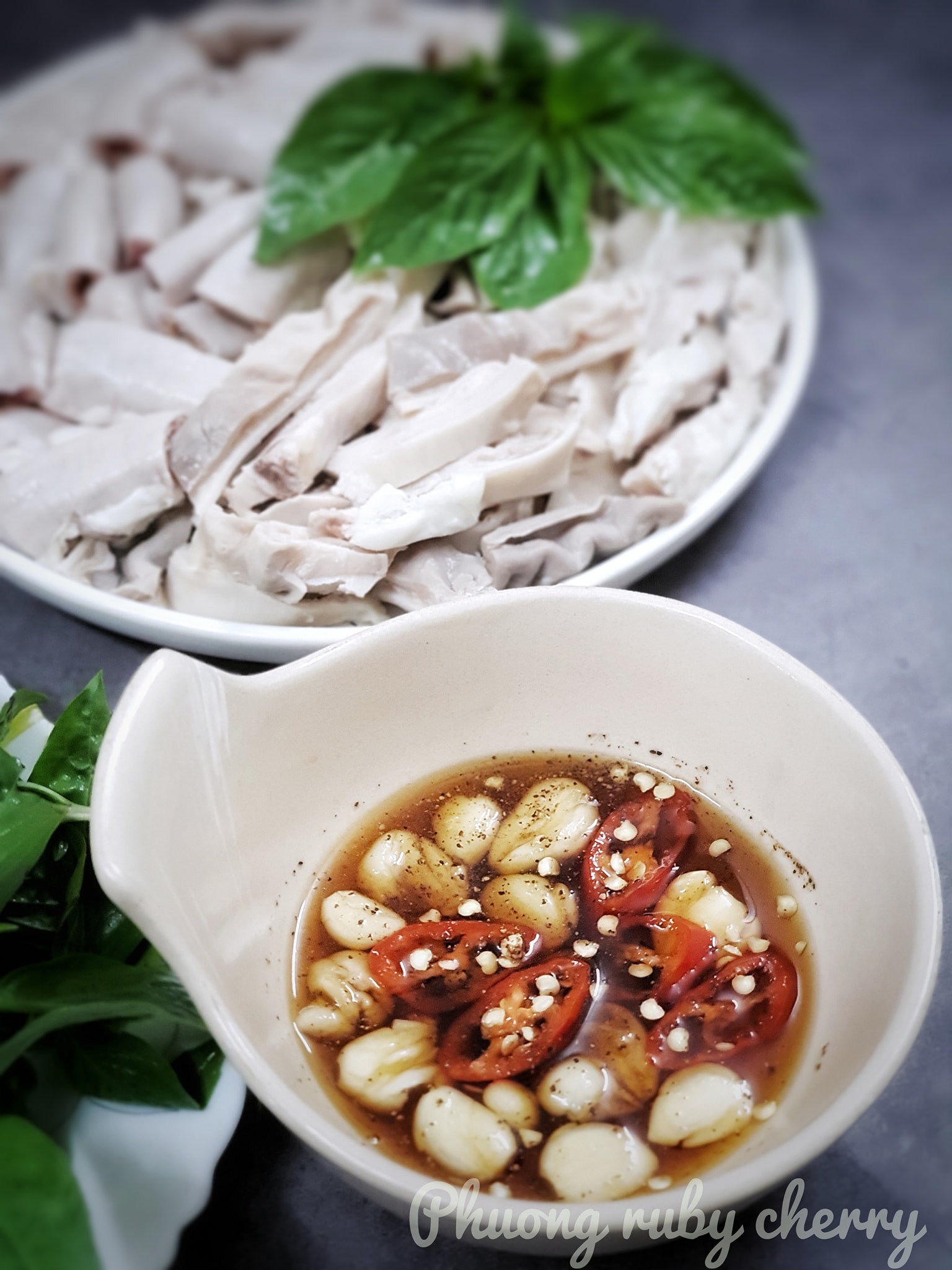 Cho thêm thứ này vào nồi, lòng lợn luộc đảm bảo vừa trắng vừa giòn ngon - Ảnh 3. Cho thêm thứ này vào nồi, lòng lợn luộc đảm bảo vừa trắng vừa giòn ngon - Ảnh 3.