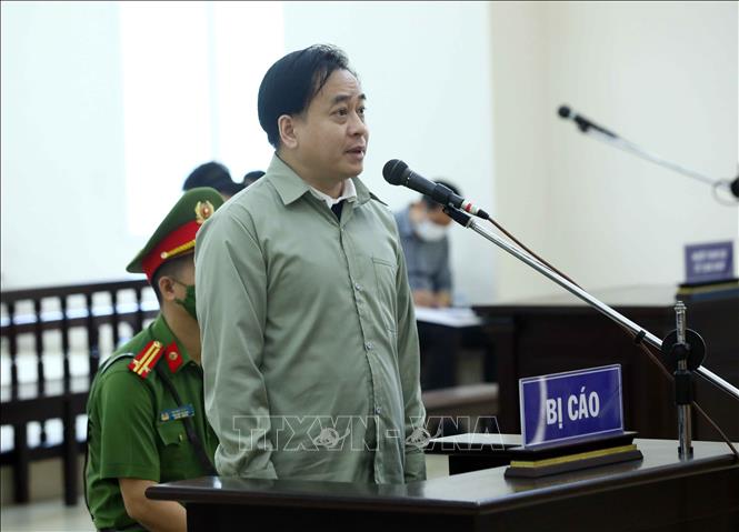 Phan Văn Anh Vũ đưa hối lộ: Trả tự do ngay tại tòa cho "thầy" phong thủy - Ảnh 2.