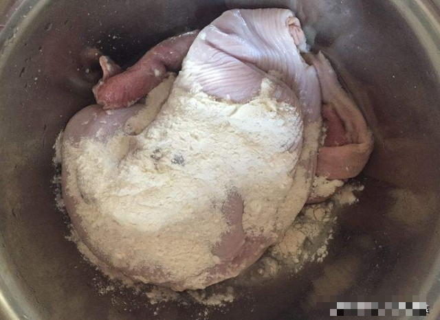 Chế biến dạ dày lợn không bị dai cứng nếu dùng mẹo "nhỏ mà có võ" này - Ảnh 4.
