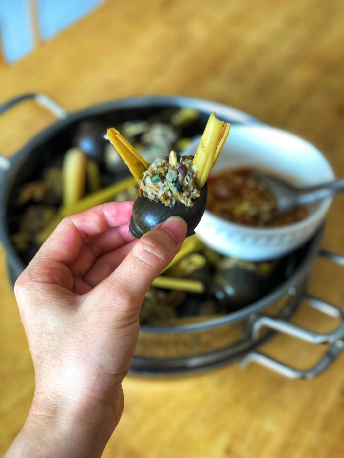 Làm ốc bươu nhồi thịt kiểu này đảm bảo chồng thích, con mê - Ảnh 7. Làm ốc bươu nhồi thịt kiểu này đảm bảo chồng thích, con mê - Ảnh 7.