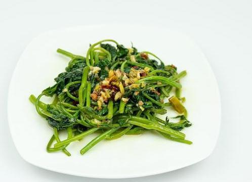 Xào rau lang nên nhớ mẹo này để rau xanh tươi, ngọt, không thâm đen - Ảnh 6. Xào rau lang nên nhớ mẹo này để rau xanh tươi, ngọt, không thâm đen - Ảnh 6.