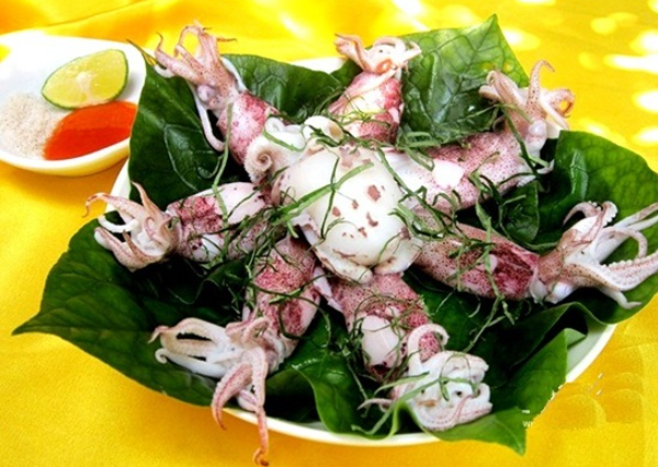 Mách 3 cách làm mực hấp bia ngon bá đạo, cách pha nước chấm cũng miễn chê - Ảnh 5. Mách 3 cách làm mực hấp bia ngon bá đạo, cách pha nước chấm cũng miễn chê - Ảnh 5.