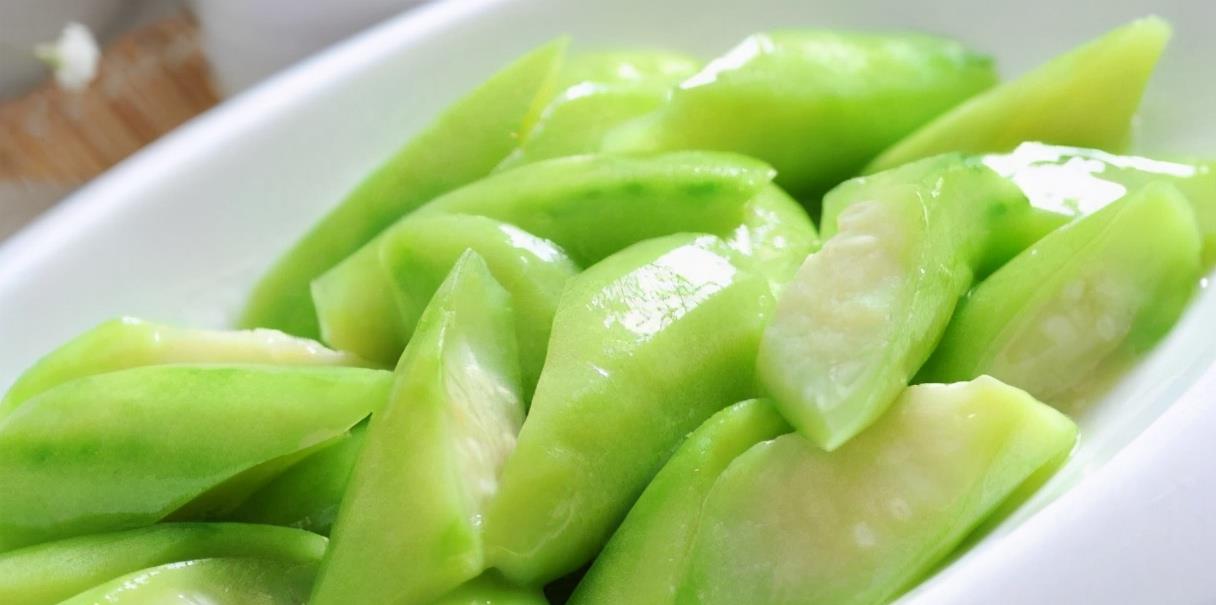 Xào mướp cần thêm 1 bước này, mướp sẽ xanh non ngon miệng, không thâm đen - Ảnh 6. Xào mướp cần thêm 1 bước này, mướp sẽ xanh non ngon miệng, không thâm đen - Ảnh 6.