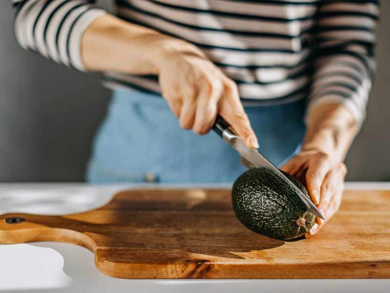 Muốn ủ bơ chín nhanh cần ghi nhớ những mẹo này - Ảnh 3. Muốn ủ bơ chín nhanh cần ghi nhớ những mẹo này - Ảnh 3.