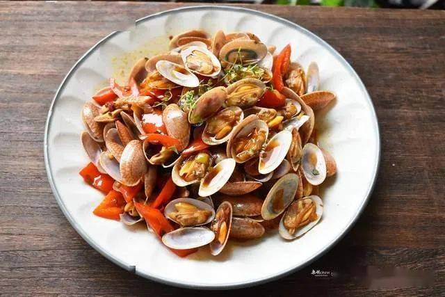 Ngao xào cay - Ảnh 2. Ngao xào cay - Ảnh 2.