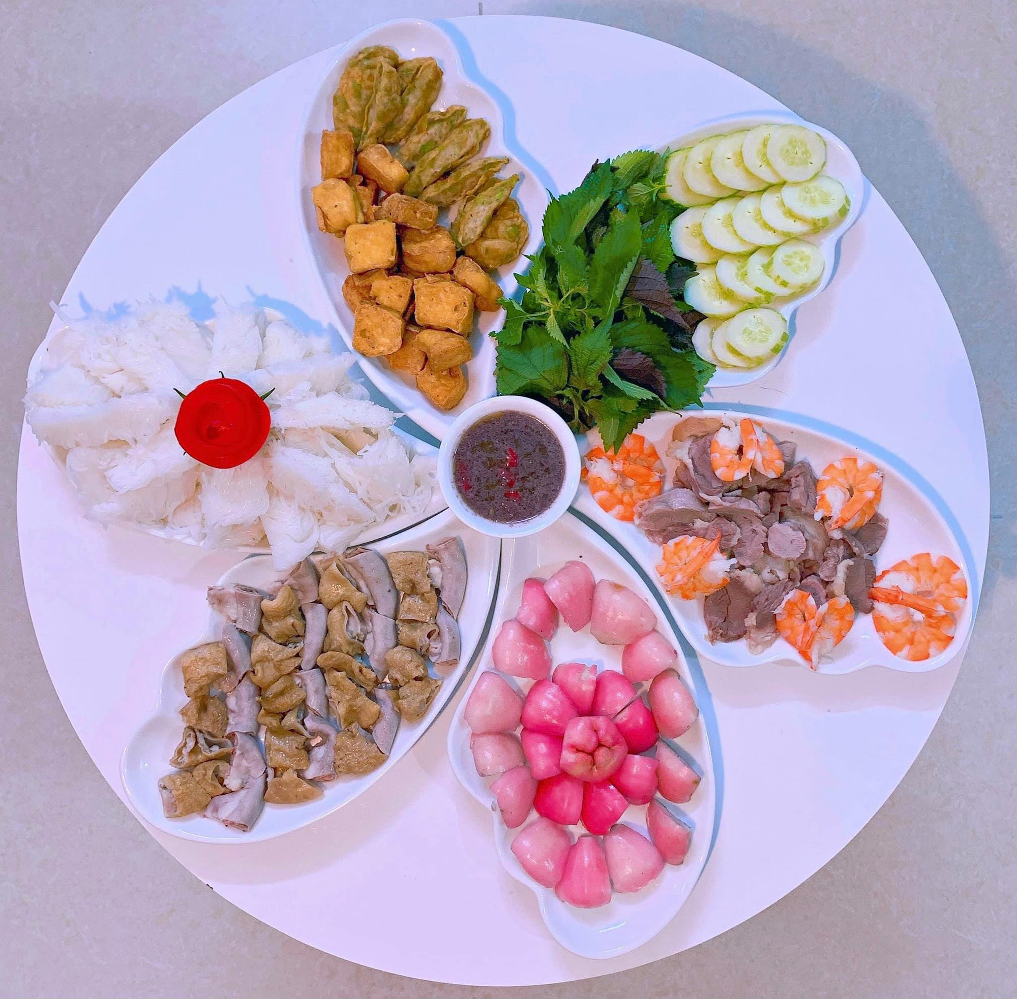 không trùng nhau, ai cũng phải xuýt xoa kinh ngạc - Ảnh 10. không trùng nhau, ai cũng phải xuýt xoa kinh ngạc - Ảnh 10.