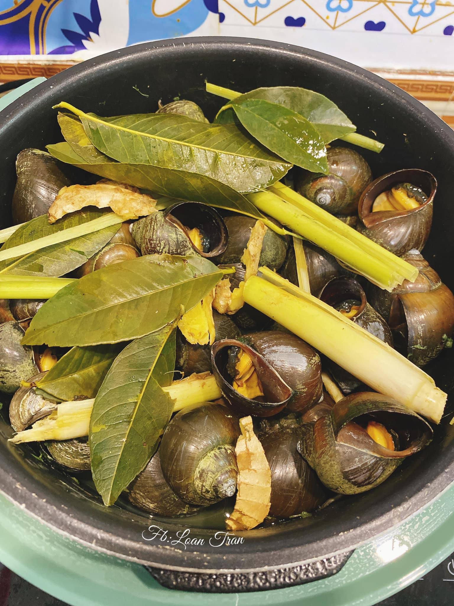 Bí quyết làm món chả ốc hấp sả thơm lừng - Ảnh 2.