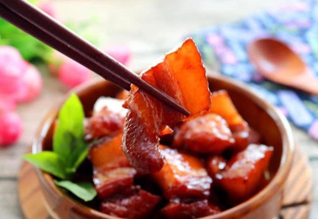 Kho thịt, đừng cho loại gia vị quen thuộc này, nhiều người làm sai khiến thịt khô, mất ngon - Ảnh 5. Kho thịt, đừng cho loại gia vị quen thuộc này, nhiều người làm sai khiến thịt khô, mất ngon - Ảnh 5.