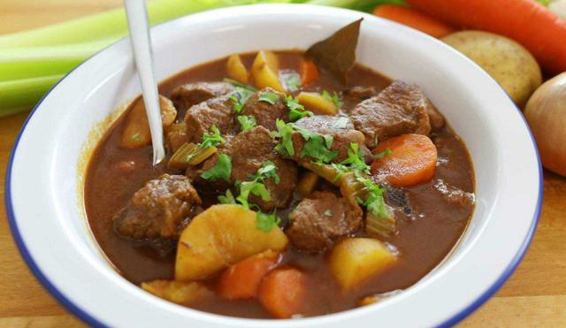 Hầm thịt bò, làm sai 3 bước này, bảo sao thịt bò dai, không thơm - Ảnh 1.